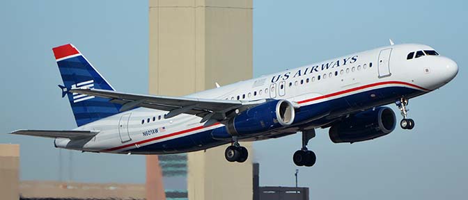 US Airways Airbus A320-232 N601AW, Phoenix Sky Harbor, January 19, 2016